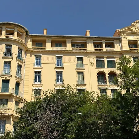 Apartamento Riviera Historic Imperial Sea And Garden *