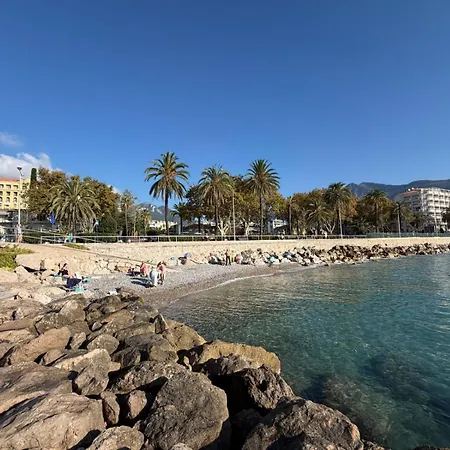 Apartamento Riviera Historic Imperial Sea And Garden *